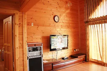 Sumang Pension Jeju 3*,